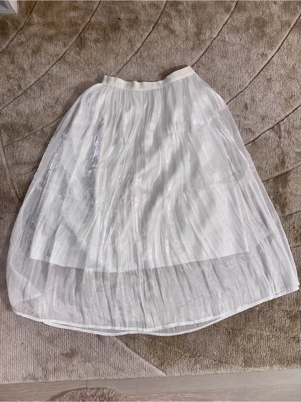White Lightweight And Flowing Midi Skirt for Women, Featuring a Shiny Iridescent